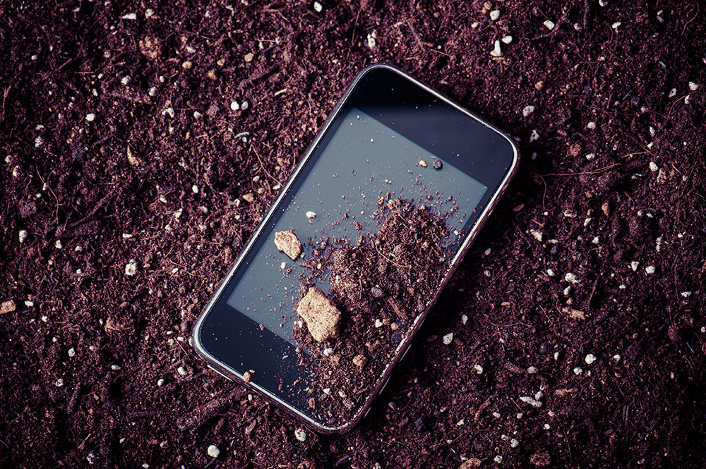 Earth911 Quiz # 54: Are You a Mobile Phone Recycling Expert?
