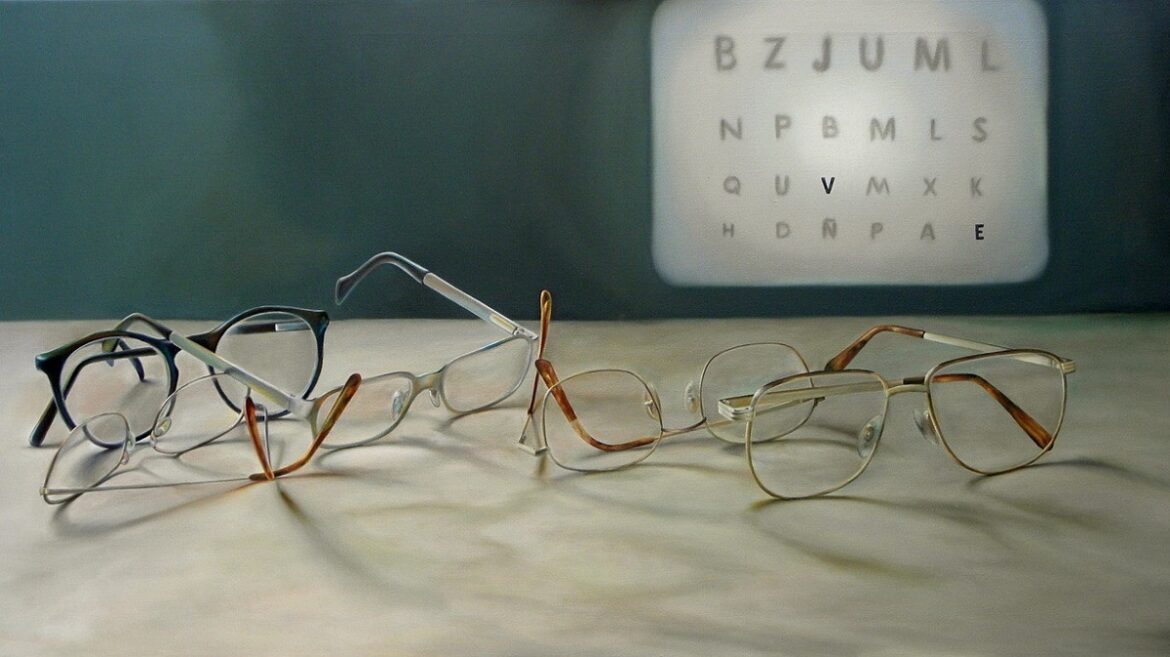 Maven Moment: Donating Usable Eyeglasses