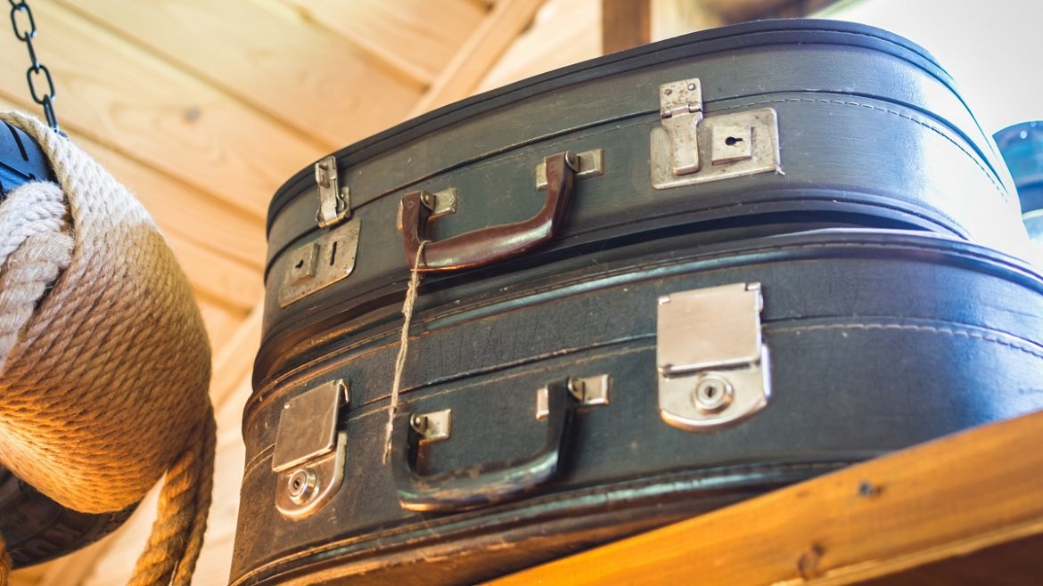 Maven Moment: Unused Suitcases