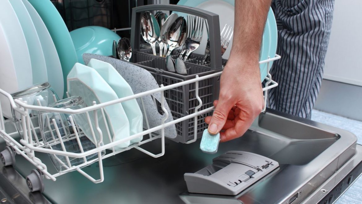 Dish Soap: The Environmental Impact of Washing Dishes