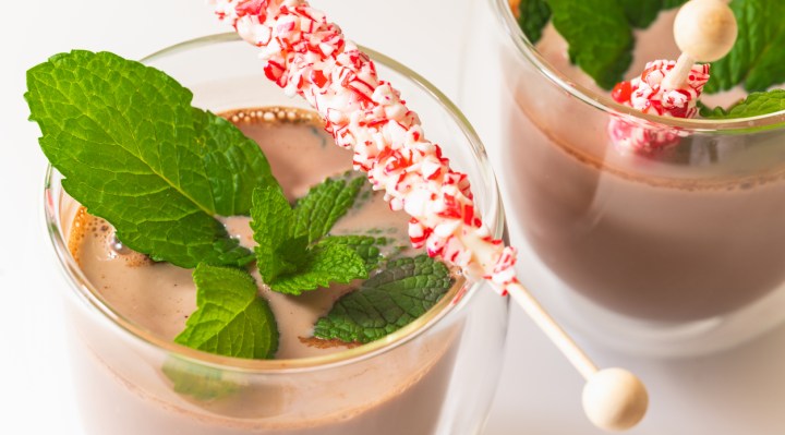 Sip Sustainably: 7 Eco-Friendly Holiday Drinks
