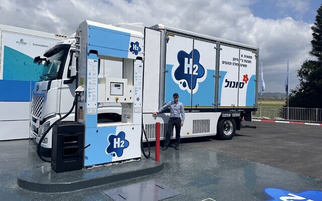 Israel opens first hydrogen fuel station
