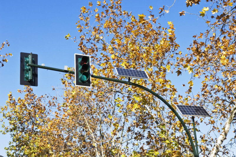 Innovative Solar Solutions for Traffic Management: Reducing Congestion and Emissions