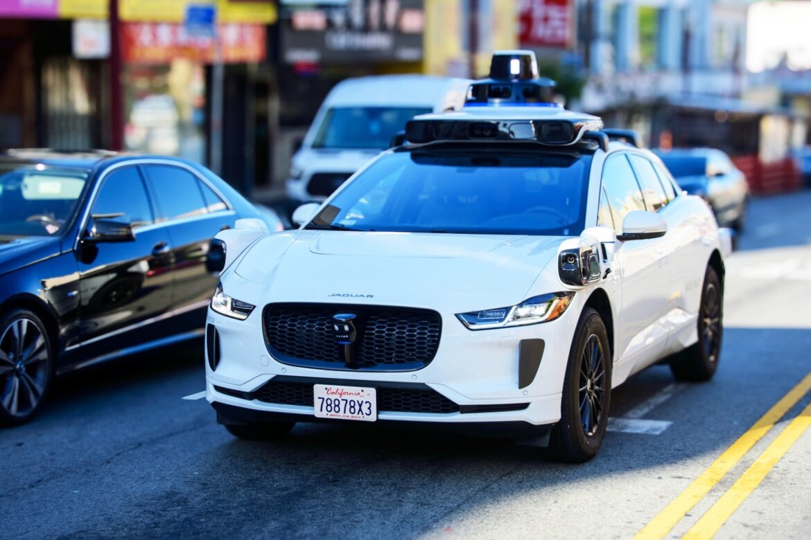 Are Self-Driving Cars Environmentally Friendly? 8 Things to Know